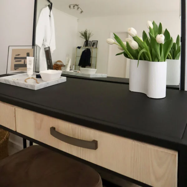 STUDIO DELTA STEEL DRESSING TABLE VANITY WITH WOODEN IN BLACK