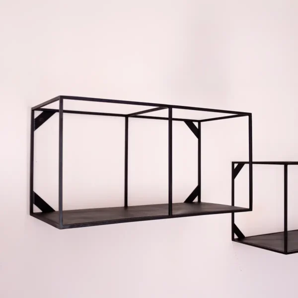 STUDIO DELTA - VANESSA FLOATING SHELF MEDIUM